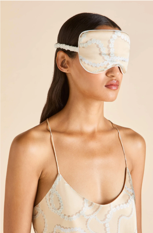 Olivia von Halle Audrey Silk Sleep Mask – detail view