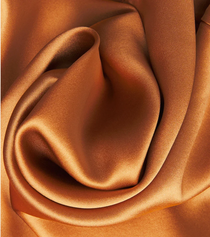 Olivia von Halle Silk Bliss Pajama Set in Penny – detail view