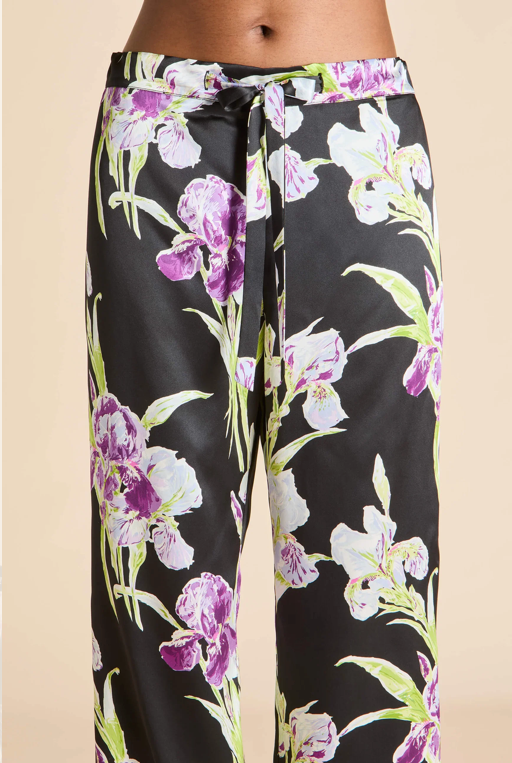 Olivia von Halle Lila Athena Black Floral Silk Pajamas – detail view