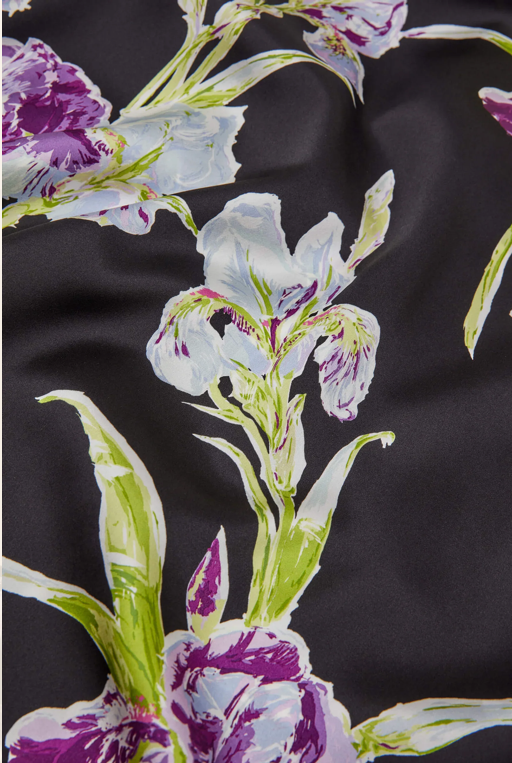 Olivia von Halle Lila Athena Black Floral Silk Pajamas – detail view