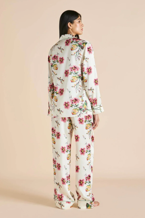 Olivia Von Halle Lila Maugham Silk Pink and White Floral Pajama Set – detail view